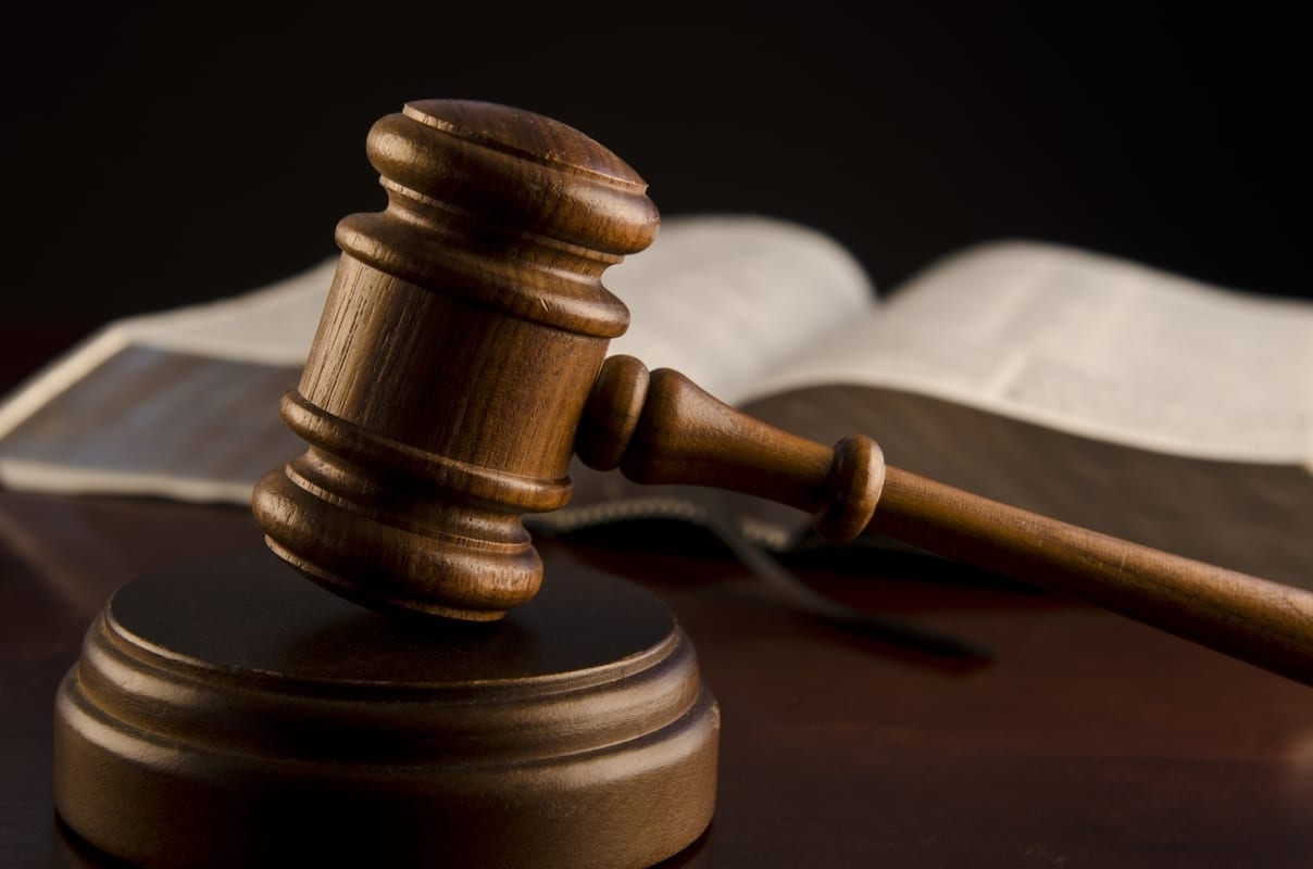 Bailiff jailed 4 years for forging judge’s signature on divorce certificate