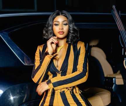 Regina Daniels acknowledges media amid plea for brother’s release from Ned Nwoko