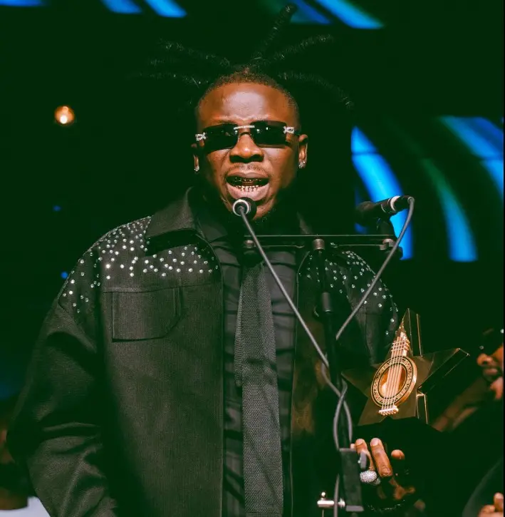 Stonebwoy’s camp clarifies rumours surrounding Popcaan’s Bhimfest appearance