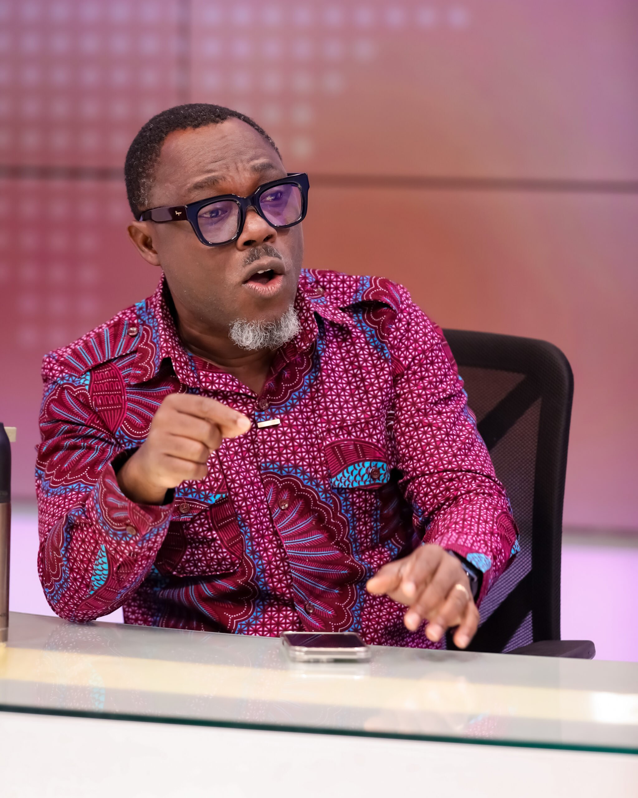 Gyampo accuses some shipping lines of using their own ‘arbitrary’ exchange rate