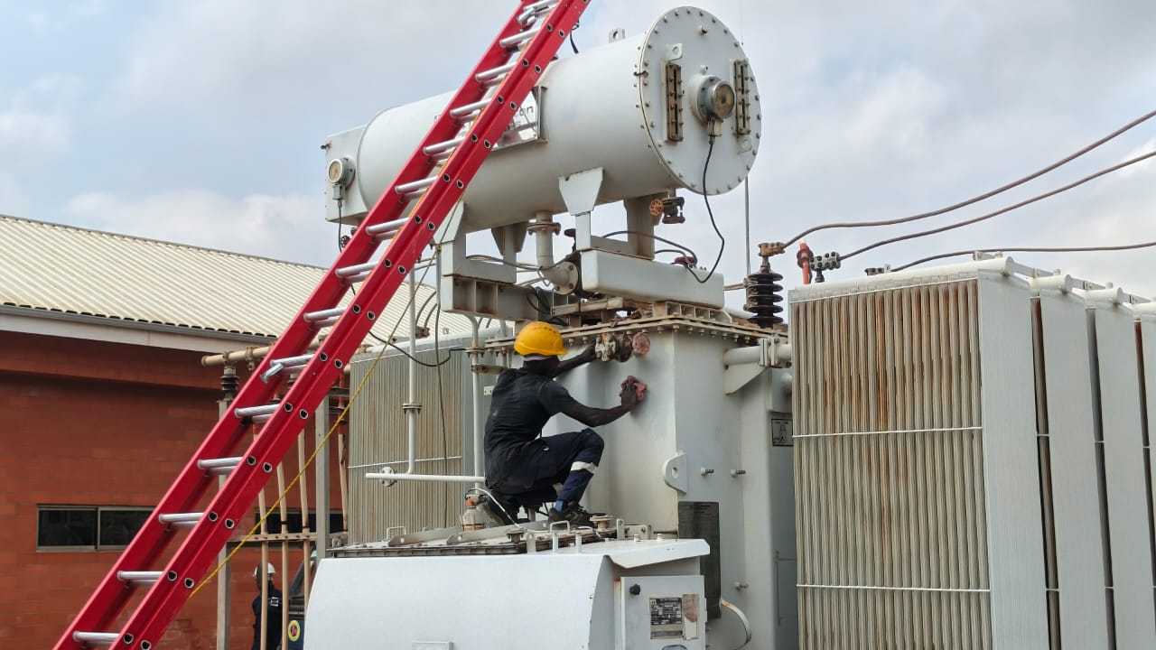 ECG’s ?Ashanti Sub-Transmission team ramps up preventive maintenance for reliable power supply