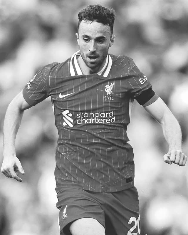 Liverpool Star Diogo Jota reportedly dies in car crash in Spain