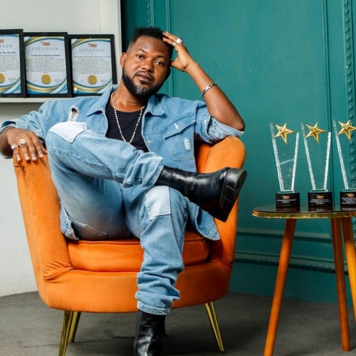 Sparqlyn honoured with 3 prestigious awards at 2025 Stars Awards