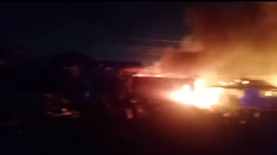 AR: Jilted boyfriend allegedly sets fire to wooden structures at Ahodwo; 200 persons rendered homeless