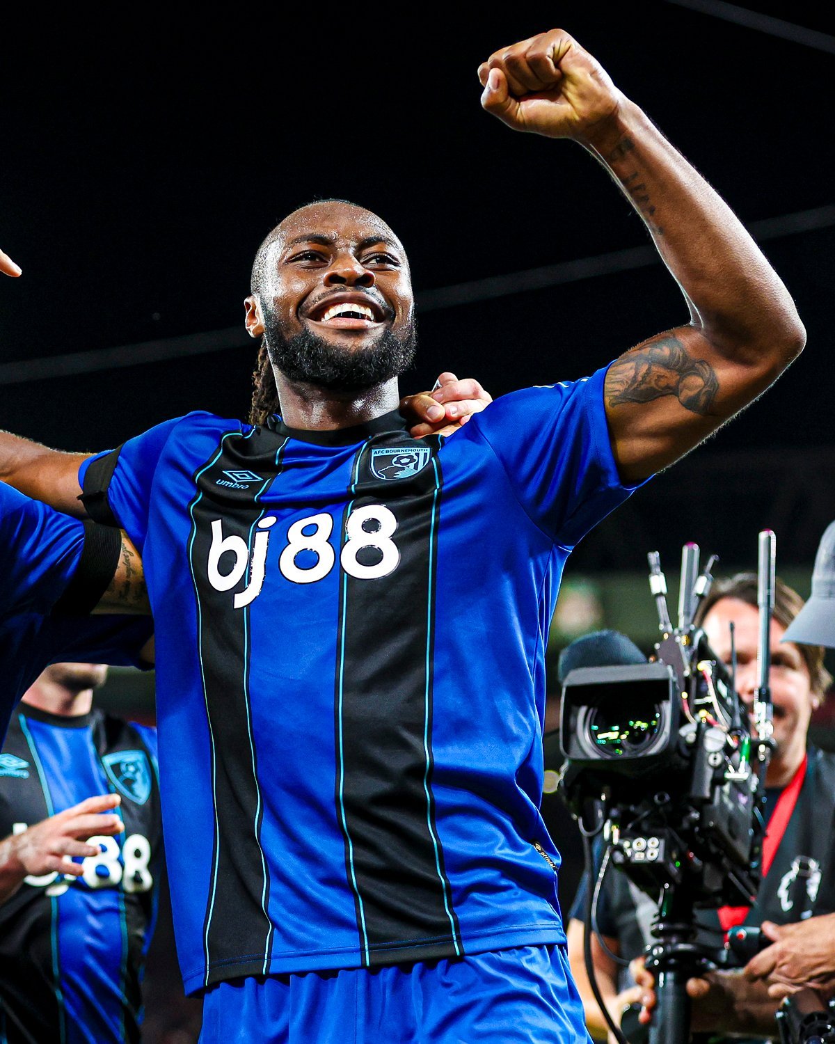 Premier League greats rave Semenyo