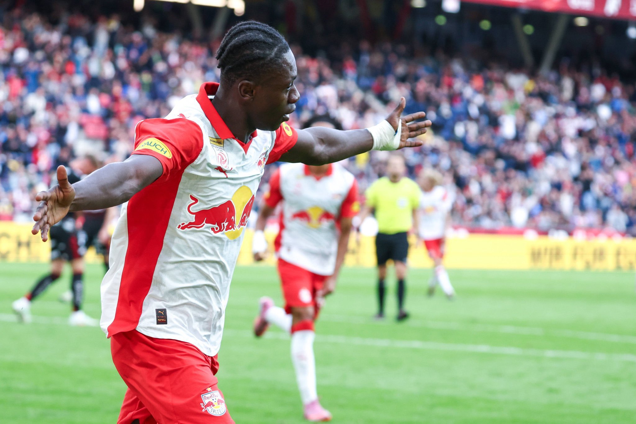 Edmund Baidoo scores as Salzburg thrash LASK