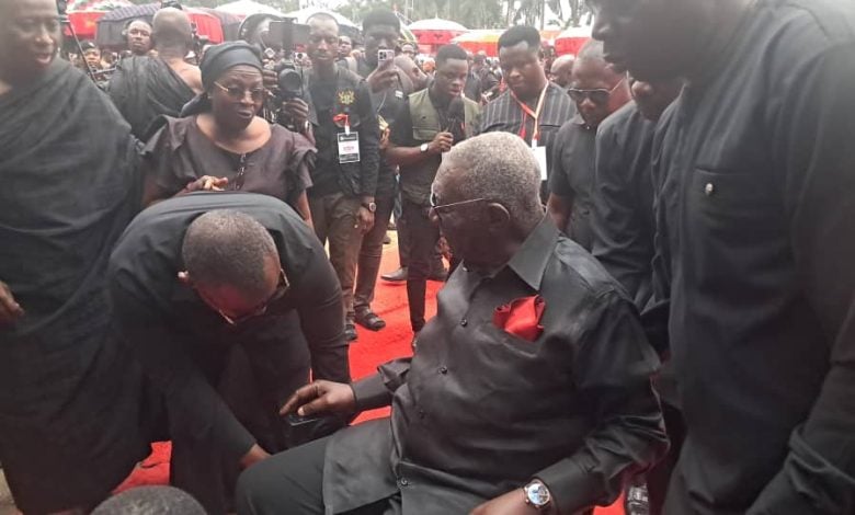 Former President Kufuor, other dignitaries join one-week observation of Asantehemaa