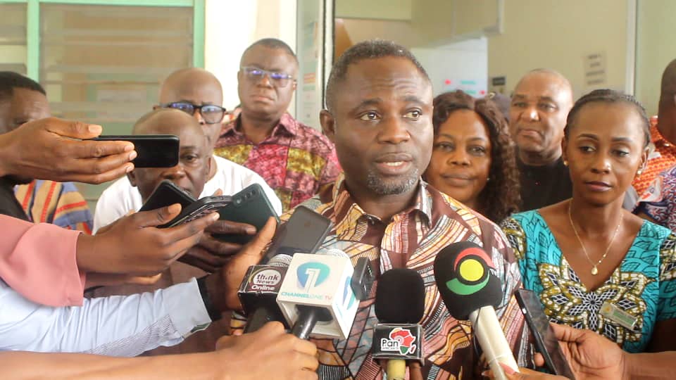 Minister of Health pays surprise visits to Achimota and Ga North Municipal hospitals to assess healthcare delivery