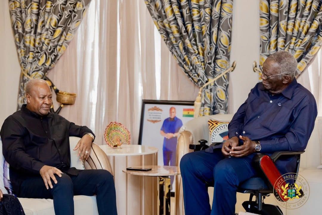 Photos: Former president Kufuor commiserates with Mahama after tragic helicopter crash