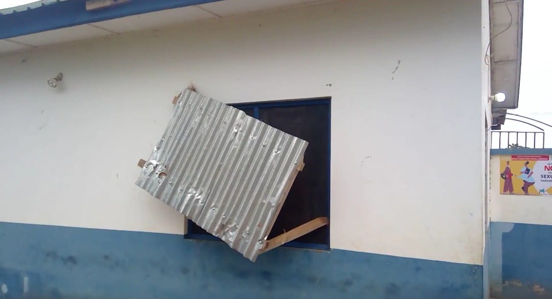 Students of Wesley SHS Konongo destroy school property over teachers being ‘too strict’ during WASSCE exam