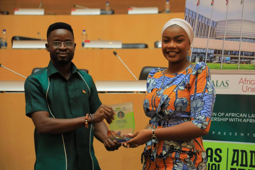 GMB Queen Titiaka honoured for Inspiring Youth and Promoting African Creativity