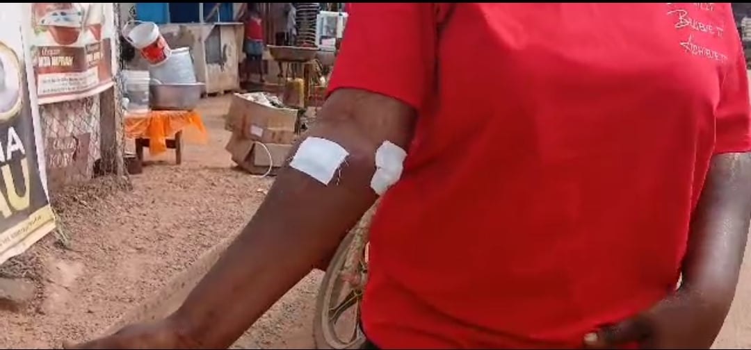 Five injured as residents of Manso Nyankomase clash with soldiers over reclamation of mining site
